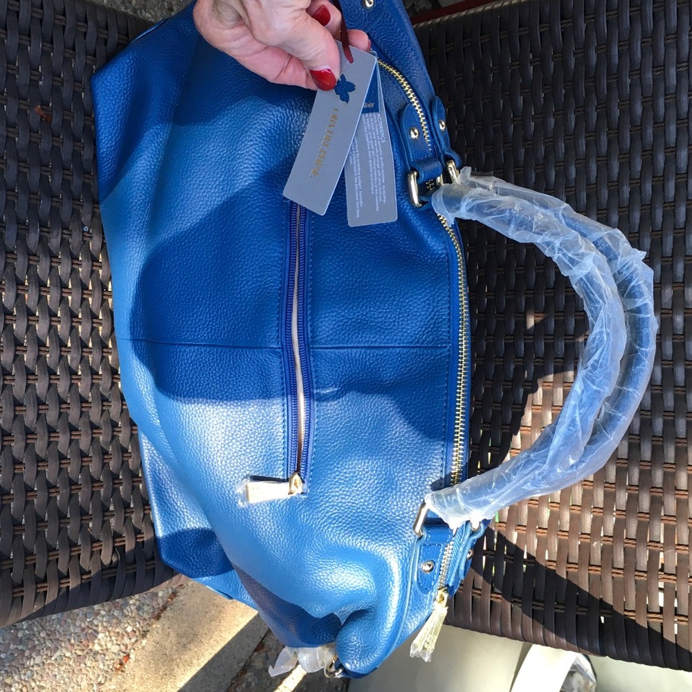 Stylish Blue Leather Shoulder Bag